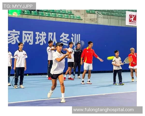 广州网球队在精英赛中以80分稳居积分榜首位展现强劲实力